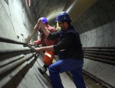 Μετρό Θεσσαλονίκης: Τελειώνουν οι σήραγγες στην Καλαμαριά - Η «Έλλη» έφτασε στο σταθμό «Νομαρχία»